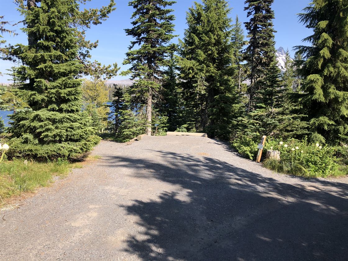 Big Lake Campground, Santiam Pass, Oregon - Hoodoo